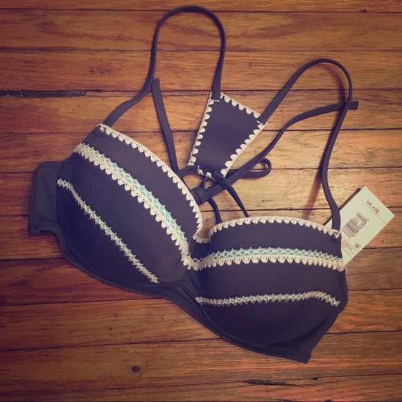 shade & shore Other - NWT Shade & Shore lightly lined bikini top